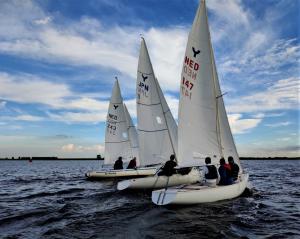 Wedstrijd Valken en Yngling